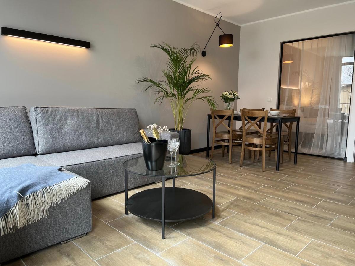 Party Avangarde Apartments City Center Leba Exteriér fotografie